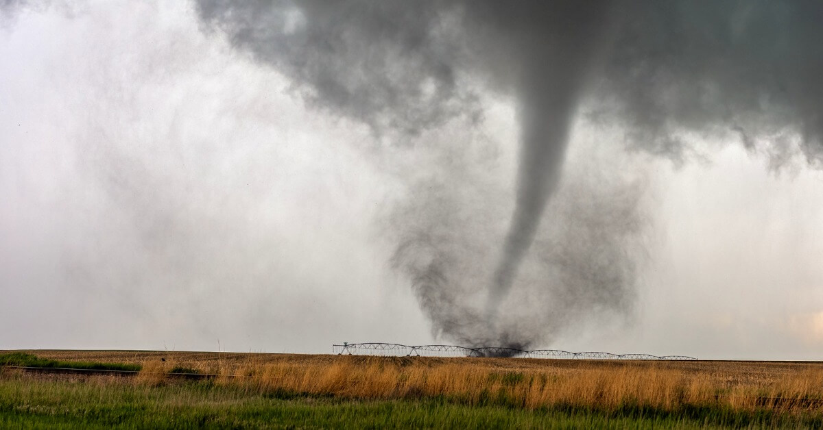 Tornadoes and Straight-Line Winds: A Guide to Extreme Weather Safety