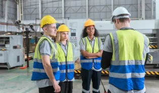 team-talking-and-working-together - Worksite safety KPA